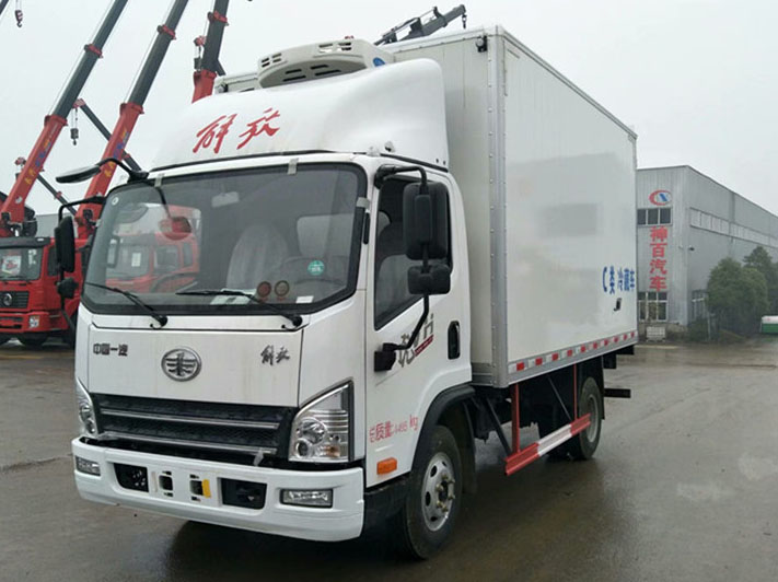 解放虎V 4.2米冷藏車