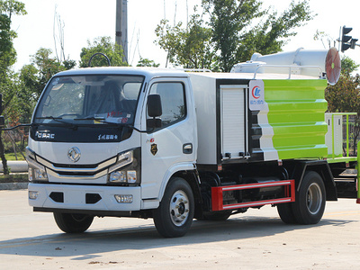 國六東風(fēng)4.5噸 藍(lán)牌 抑塵車